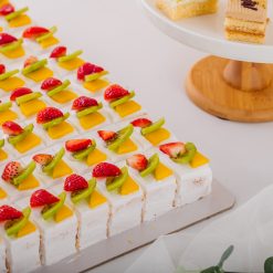 Bánh nhỏ Hoa Quả