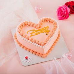Bánh sinh nhật trái tim tình yêu
